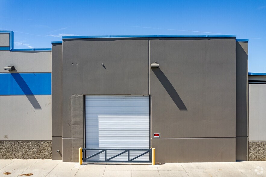 More Photos Of 3970 SW 3rd St, Ocala Freestanding For Sale