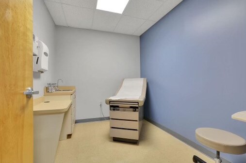 More Photos Of 12 Sammy McGhee Blvd, Jasper Medical For Sale