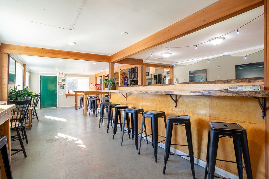 More Photos Of 65 Silver St, Sheffield Warehouse For Sale