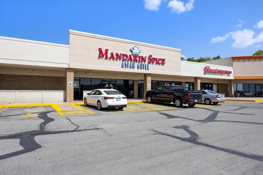 More Photos Of 1400 Twixt Town Rd, Marion Unknown For Lease