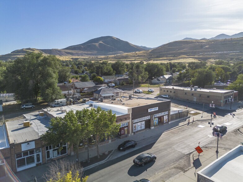 More Photos Of 8987 W Magna Main St, Magna Restaurant For Sale