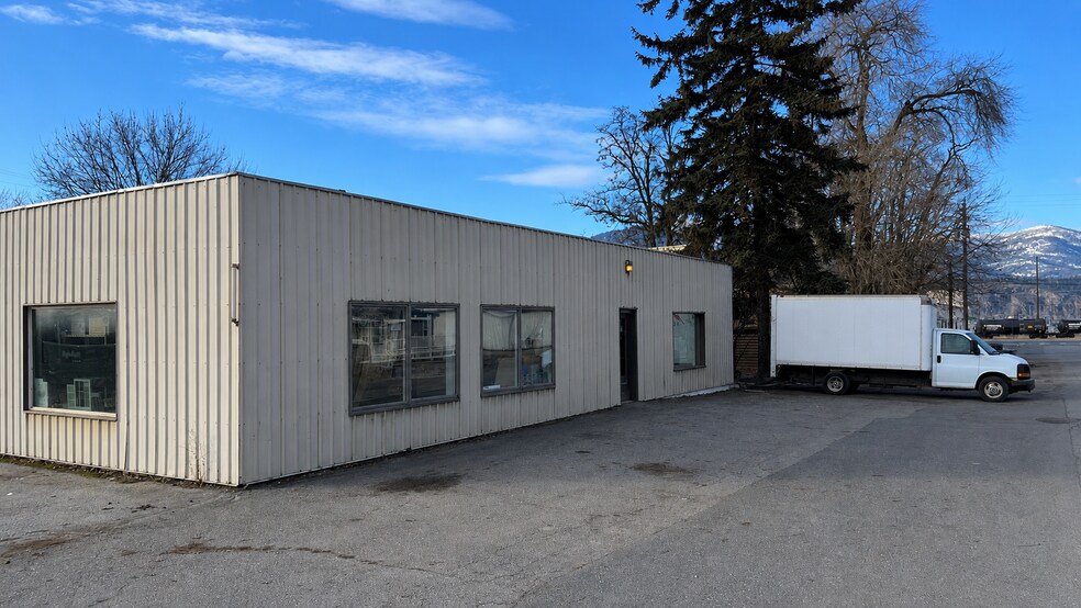 More Photos Of 411 W 2nd Ave, Colville Specialty For Sale