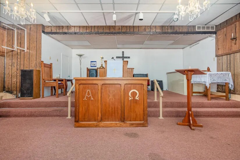 More Photos Of 1200 E Hudson St, Columbus Religious Facility For Sale