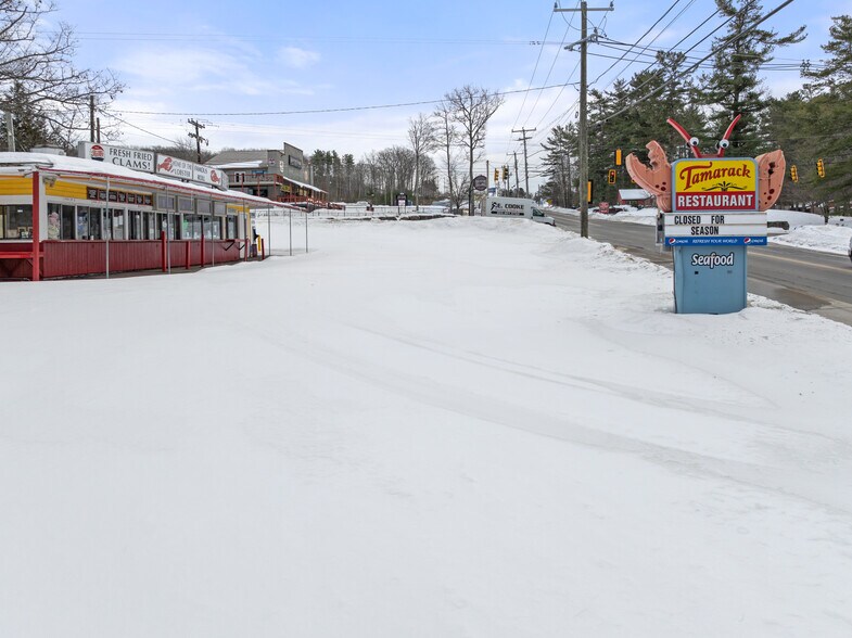 More Photos Of 691 Endicott St N, Laconia Restaurant For Sale