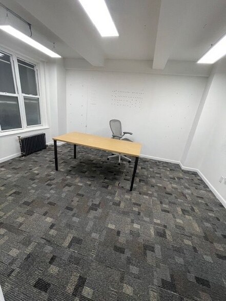 More Photos Of 305-311 W 57th St, New York Apartments For Lease