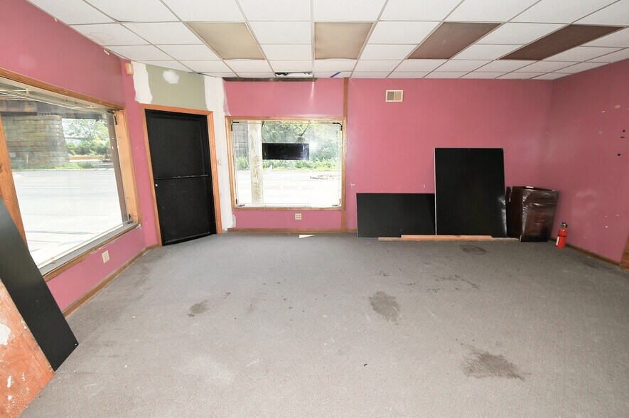 More Photos Of 511 W Westfield Ave, Roselle Park Storefront Retail Residential For Sale