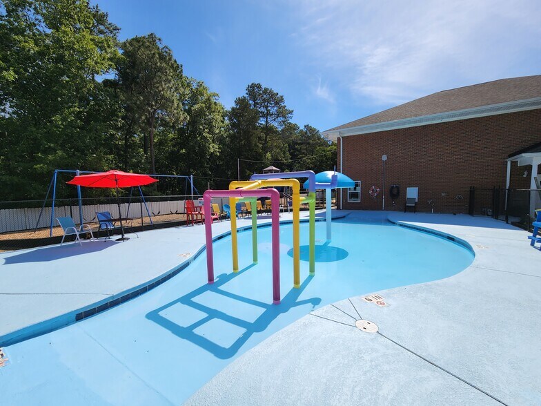 More Photos Of 1224 Old Cherokee Rd, Lexington Daycare Center For Sale