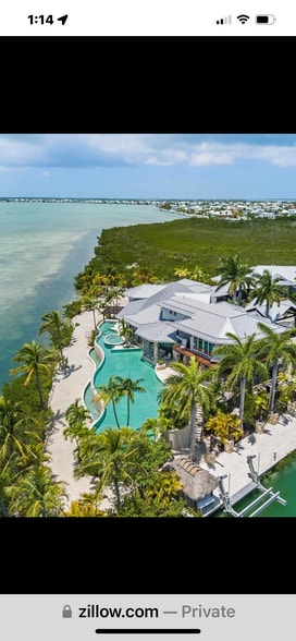 More Photos Of 1300 Sunset Blvd, Summerland Key Specialty For Sale