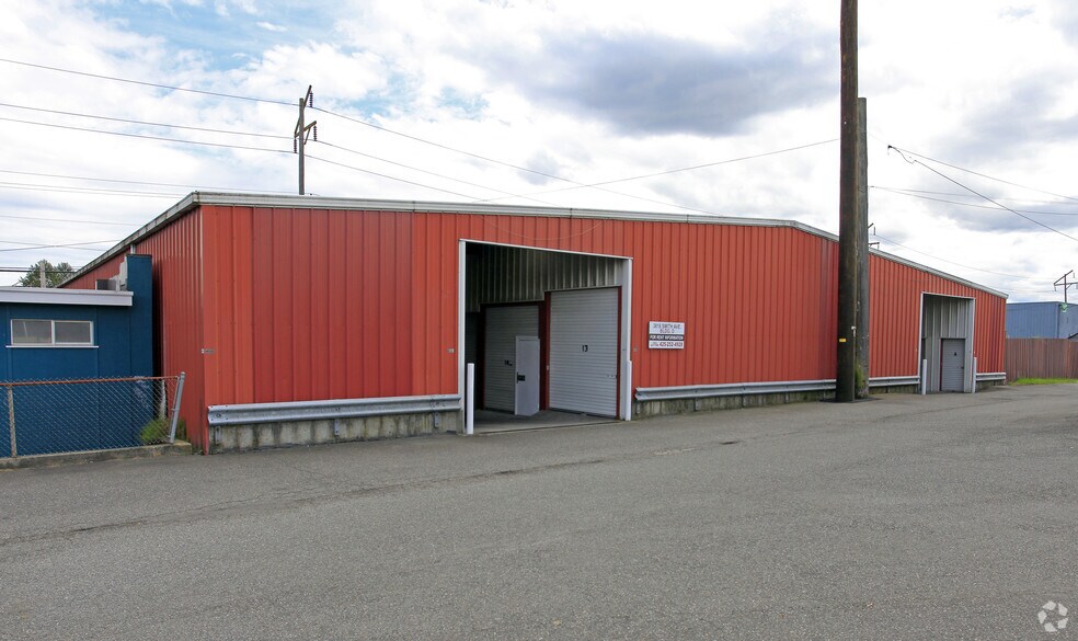 More Photos Of 3816 Smith Ave, Everett Self Storage For Sale