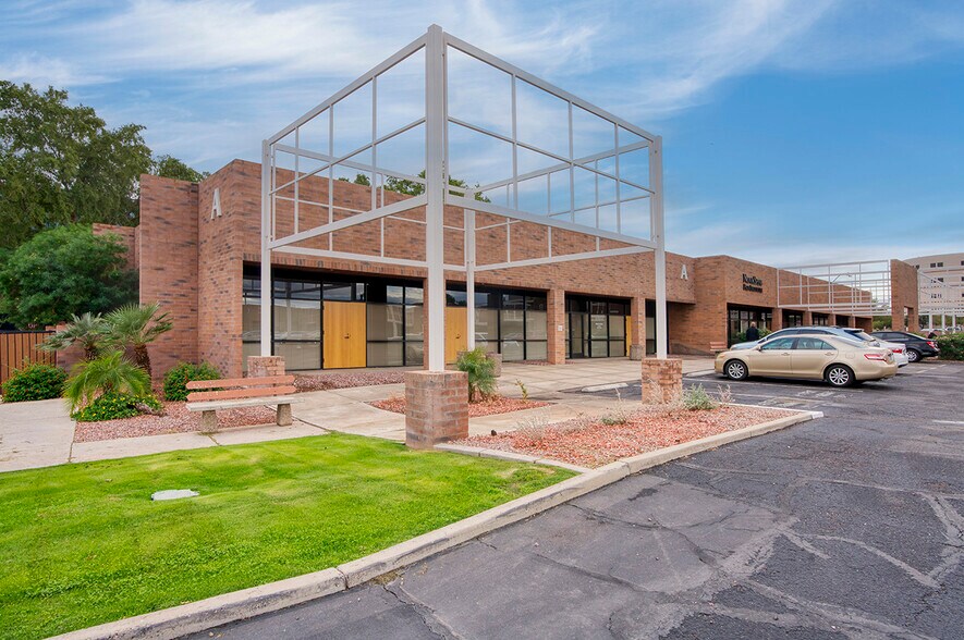 More Photos Of 14300 W Granite Valley Dr, Sun City West Unknown For Lease