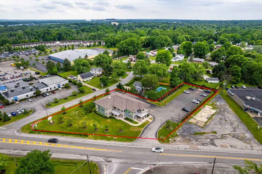 More Photos Of 3020 Orchard Park Rd, Buffalo Office For Sale