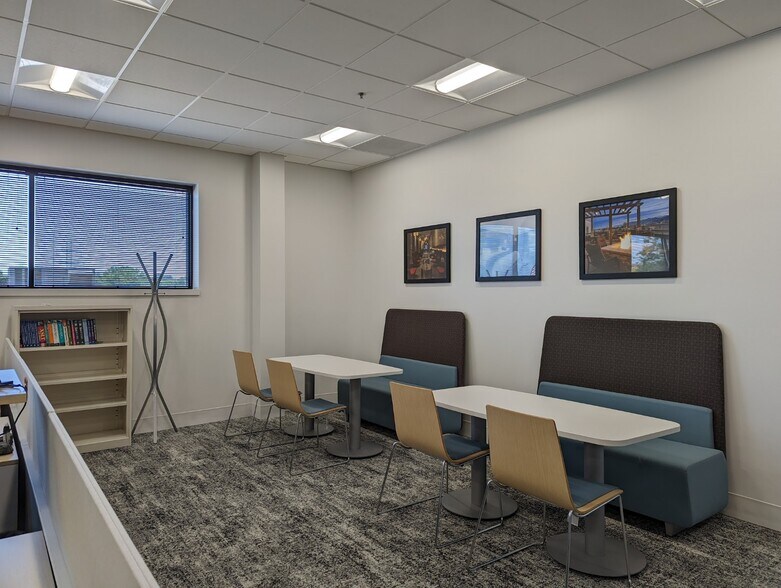 More Photos Of 11340 Blondo St, Omaha Loft Creative Space For Lease