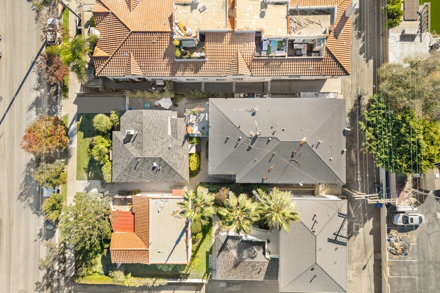 More Photos Of 2332 20th St, Santa Monica Apartments For Sale