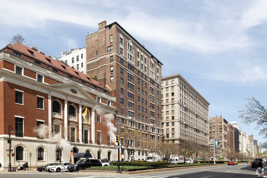 More Photos Of 570 Park Ave, New York Apartments For Sale