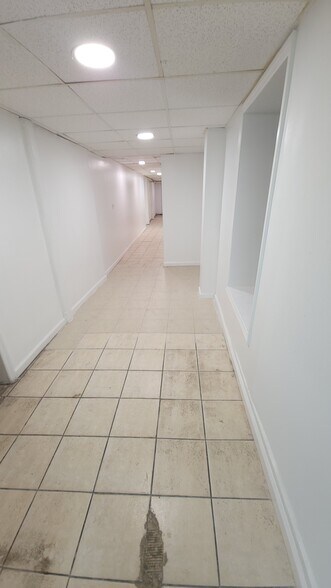 More Photos Of 39 Henry St, New York Apartments For Lease