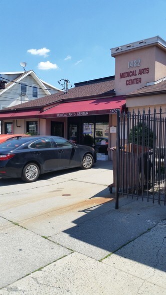 More Photos Of 1432 Hylan Blvd, Staten Island Medical For Lease