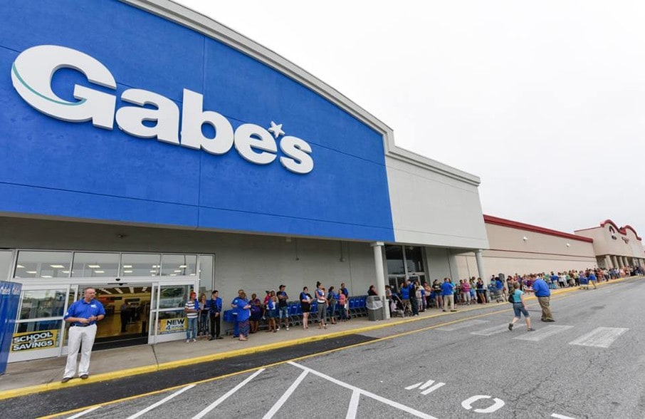 More Photos Of 2090 Lincoln Hwy E, Lancaster General Retail For Lease