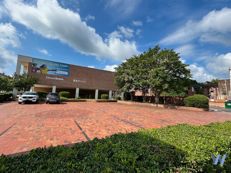 More Photos Of 1237 1st Ave, Columbus Office For Lease