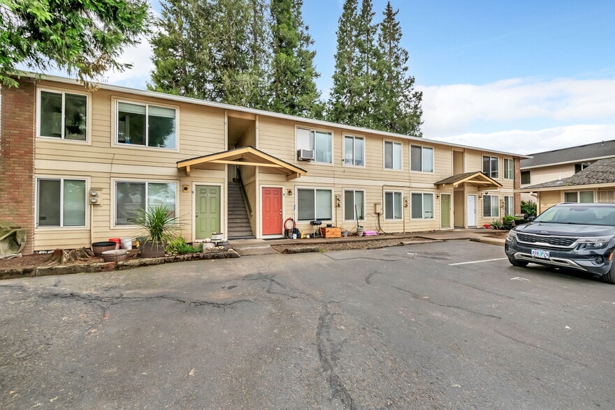 More Photos Of 3942 Ward Dr NE, Salem Apartments For Sale