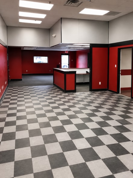 More Photos Of 20 Crescent St, Stamford Warehouse For Sale
