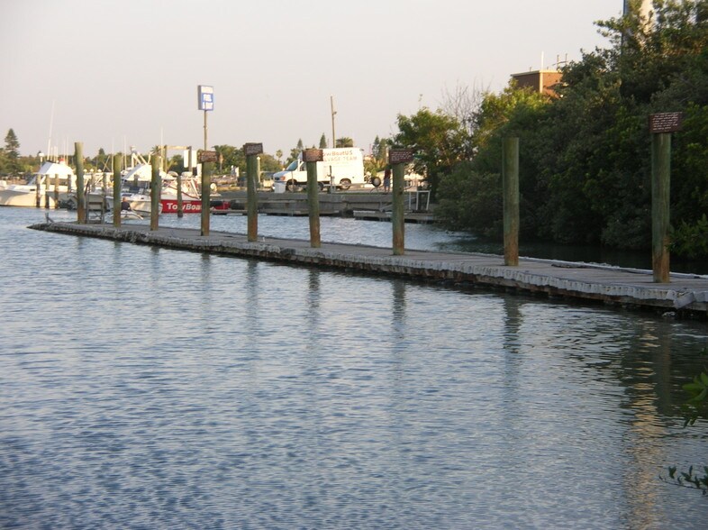 More Photos Of 545 150th Ave, Madeira Beach Marina For Sale