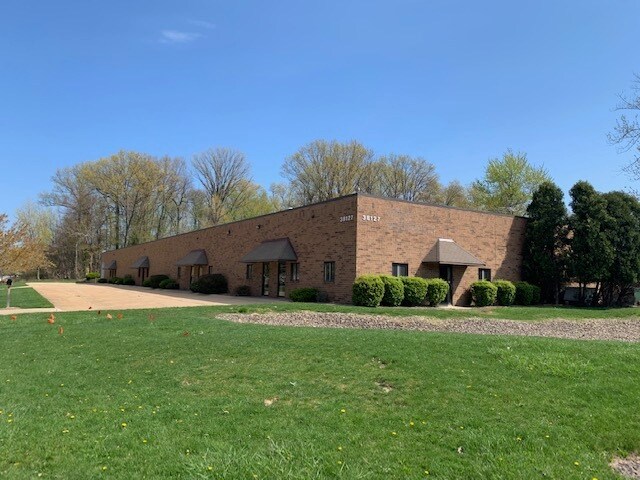 Primary Photo Of 38127 Willoughby Pky, Willoughby Warehouse For Lease