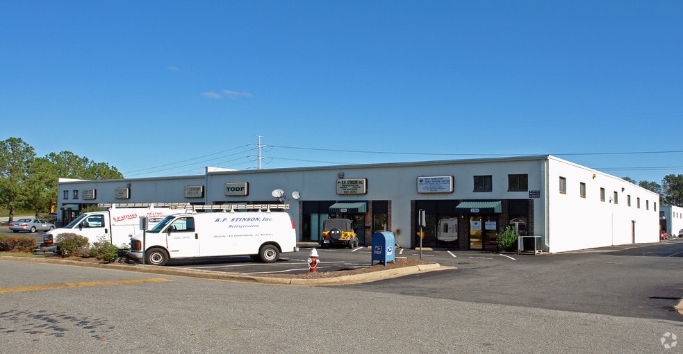 More Photos Of 2700-2714 Build America Dr, Hampton Light Distribution For Lease