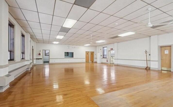 More Photos Of 2595 Yardville Hamilton Square Rd, Hamilton Medical For Sale
