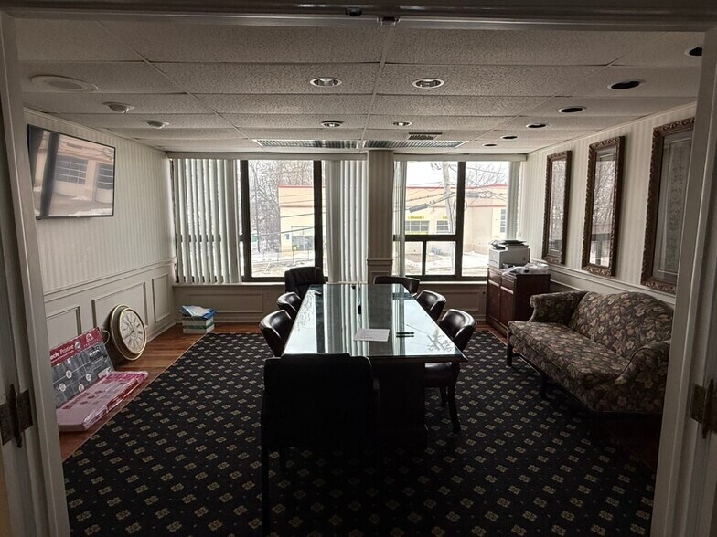 More Photos Of 144 E Dekalb Pike, King Of Prussia Office For Lease