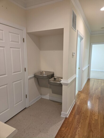 More Photos Of 1875 Old Alabama Rd, Roswell Office For Lease