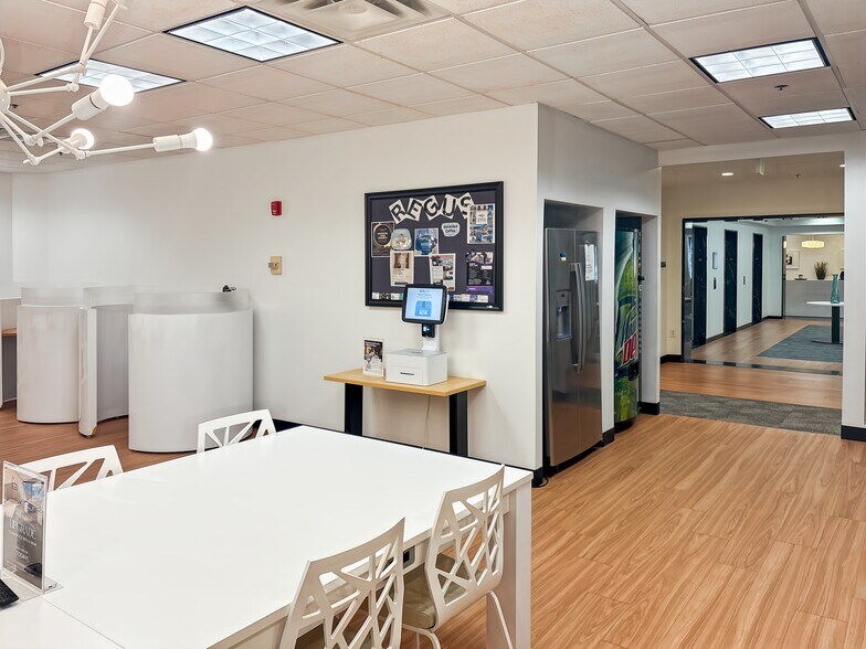 More Photos Of 201 N Illinois St, Indianapolis Coworking Space