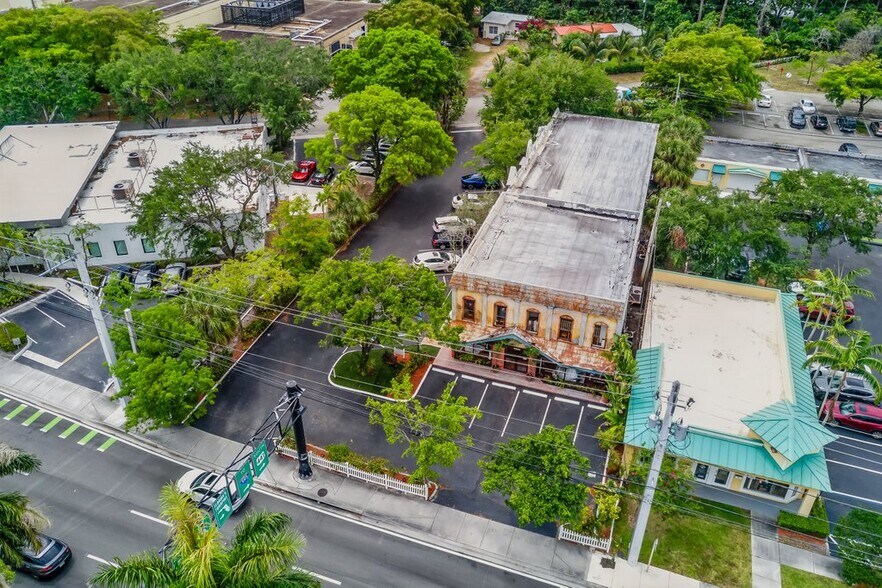 More Photos Of 4066 Broward Blvd, Fort Lauderdale Storefront Retail Office For Sale