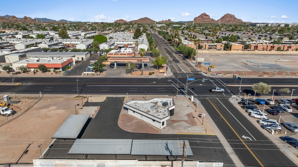 More Photos Of 925 N Scottsdale Rd, Scottsdale Freestanding For Sale