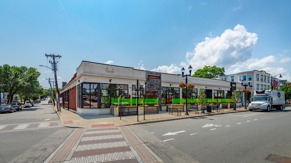 Primary Photo Of 122-126 Broadway, Somerville Restaurant For Lease