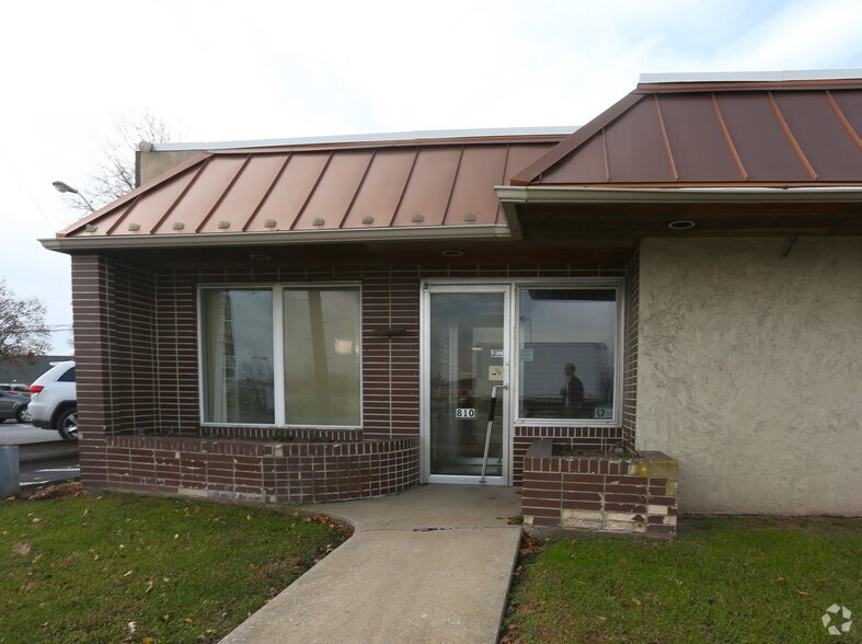 More Photos Of 800 E Philadelphia Ave, Boyertown Office For Lease