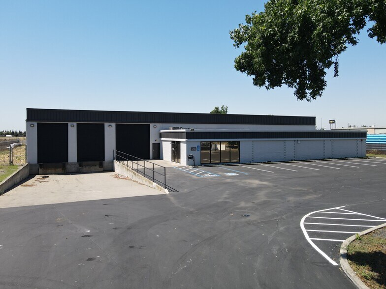 More Photos Of 1246 Vanderbilt Cir, Manteca Warehouse For Sale