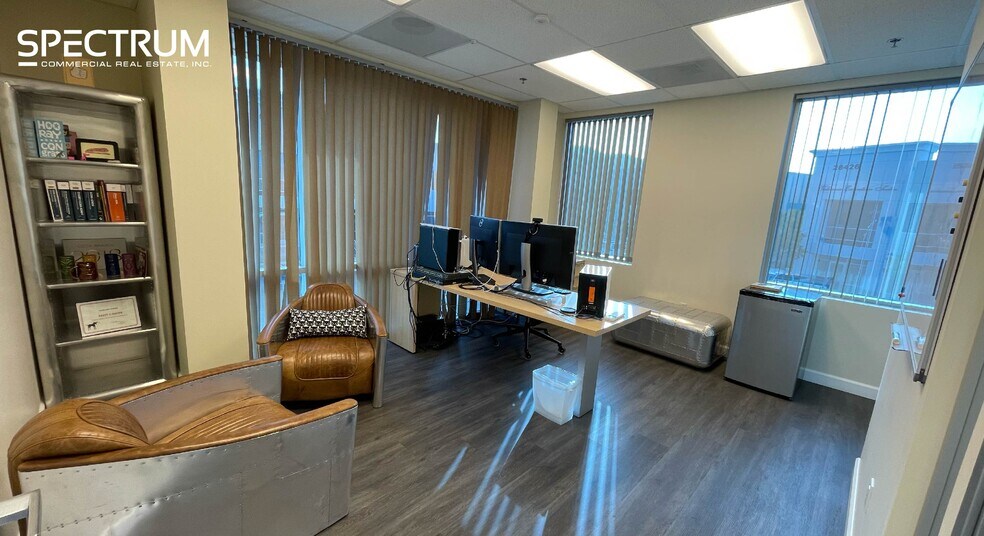 More Photos Of 28486 Constellation Rd, Valencia Warehouse For Lease