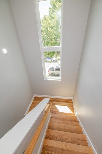 More Photos Of 623 Hamlin Ave, Chicago Apartments For Sale