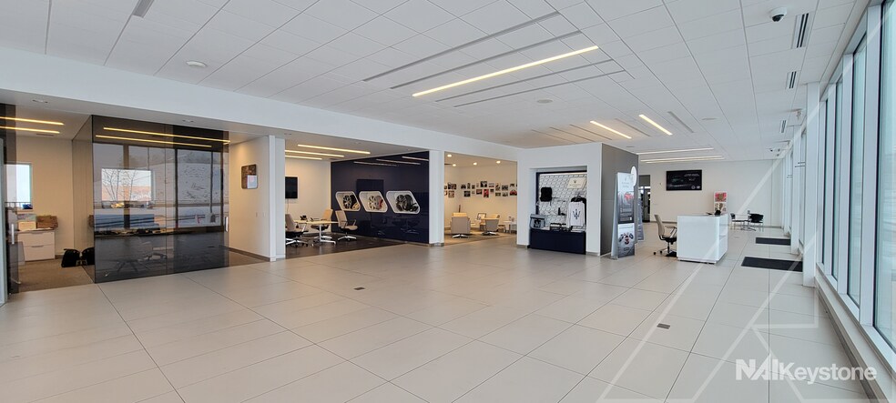 More Photos Of 290 Mundy St, Wilkes Barre Township Auto Dealership For Sale