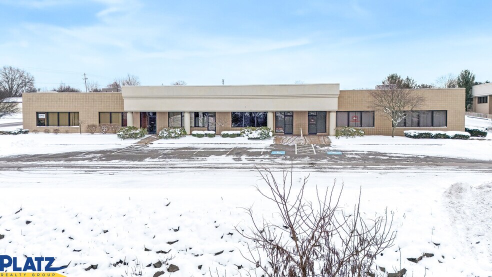 More Photos Of 8600 E Market St, Warren Office For Lease