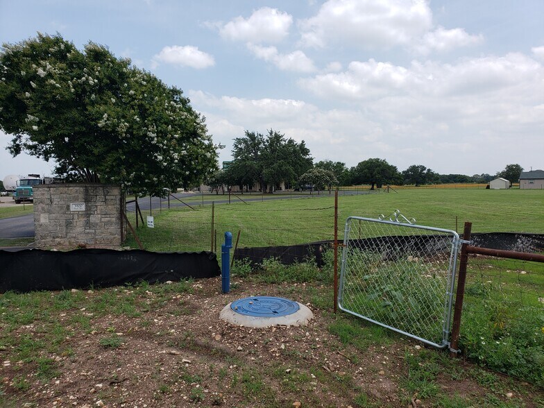 More Photos Of 3900 Shell Rd, Georgetown Land For Lease