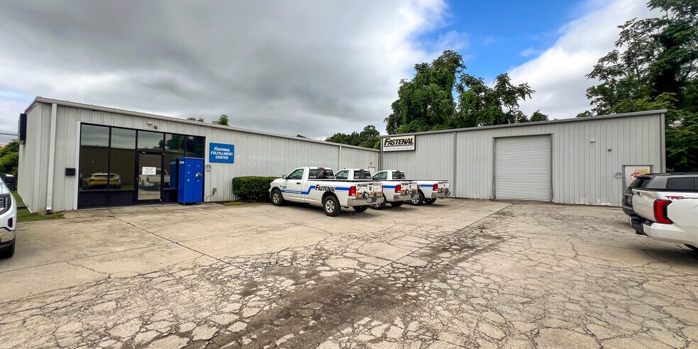 Primary Photo Of 1465 Reynolds St, Augusta Light Distribution For Lease