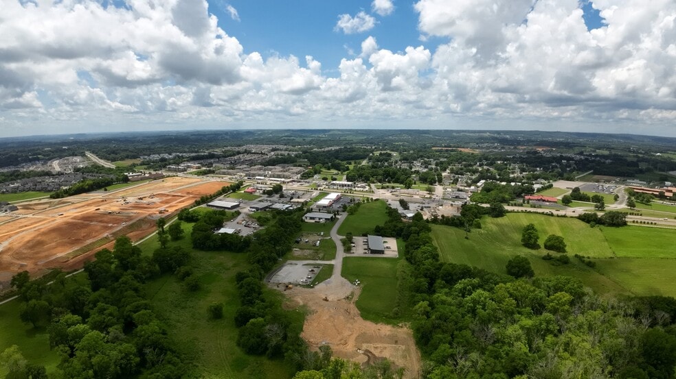 More Photos Of 2511 Cayer ln, Columbia Flex For Lease