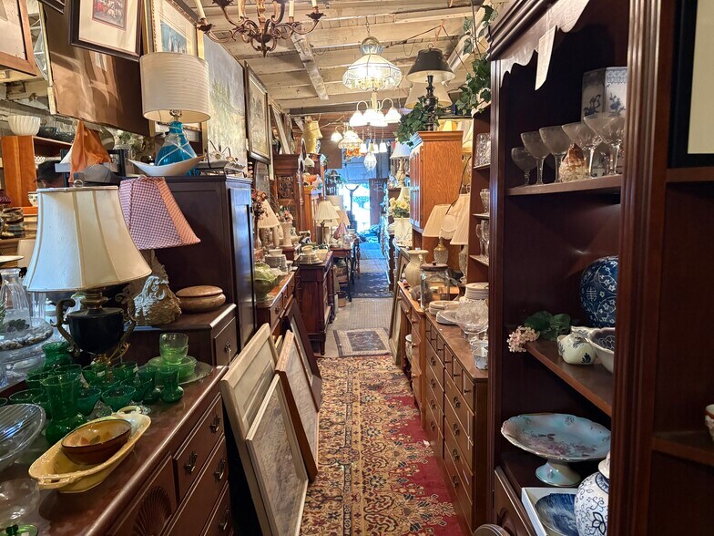 More Photos Of 2048 S Broad St, Hamilton Storefront For Sale