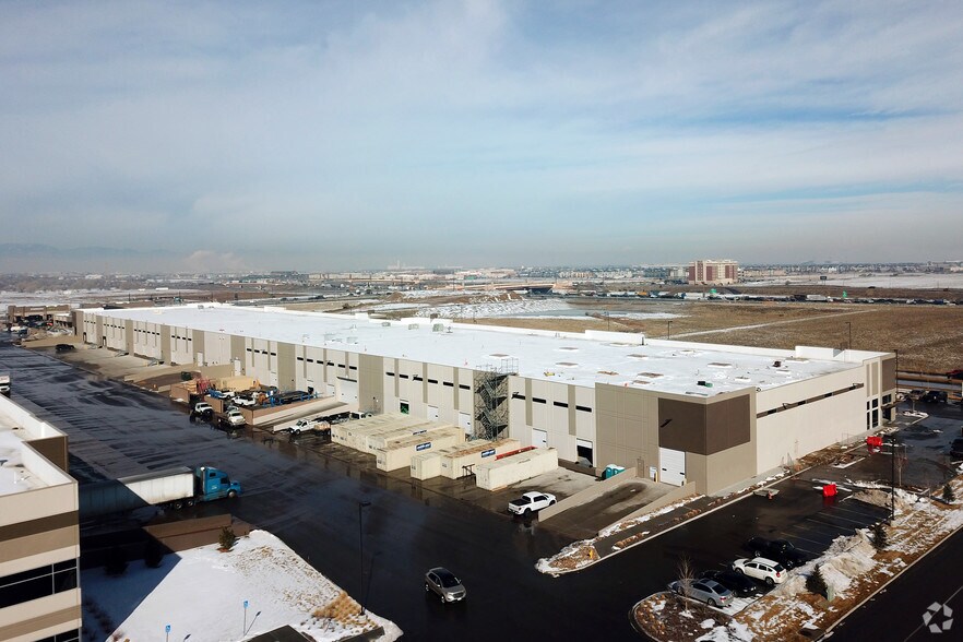 More Photos Of 9420 E 40th Ave, Denver Warehouse For Lease