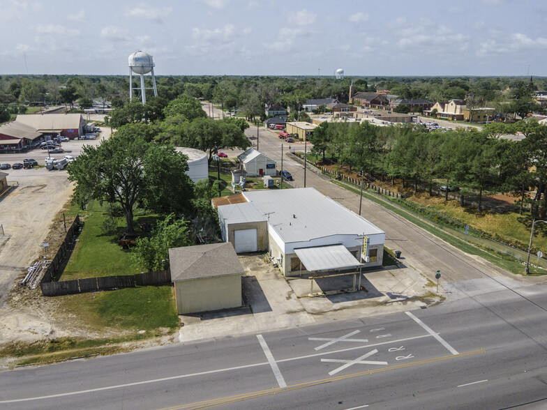 Primary Photo Of 2002 7TH St, Bay City Freestanding For Sale