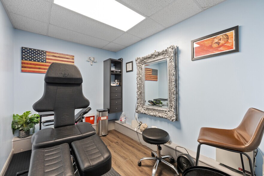 More Photos Of 287 W Boylston St, West Boylston Office For Sale