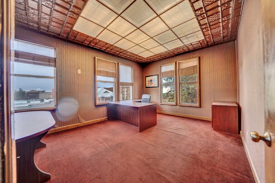 More Photos Of 333 E Channel St, Stockton Loft Creative Space For Sale