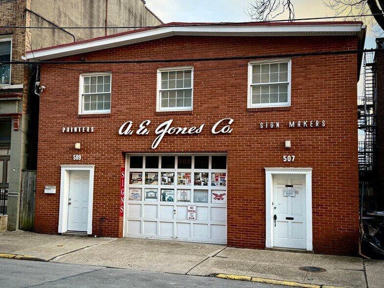 Primary Photo Of 507 Tripoli St, Pittsburgh Warehouse For Sale
