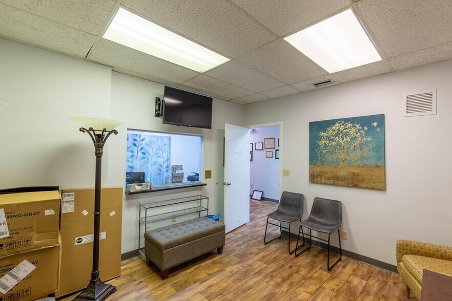 More Photos Of 6801 Lake Worth Rd, Greenacres Medical For Sale